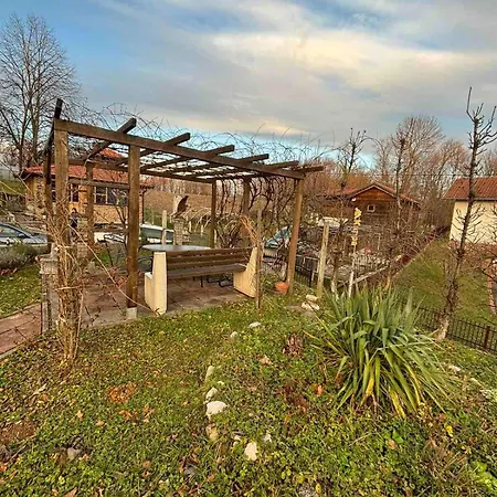 M Rustic & Ferienhaus Slatina Varos